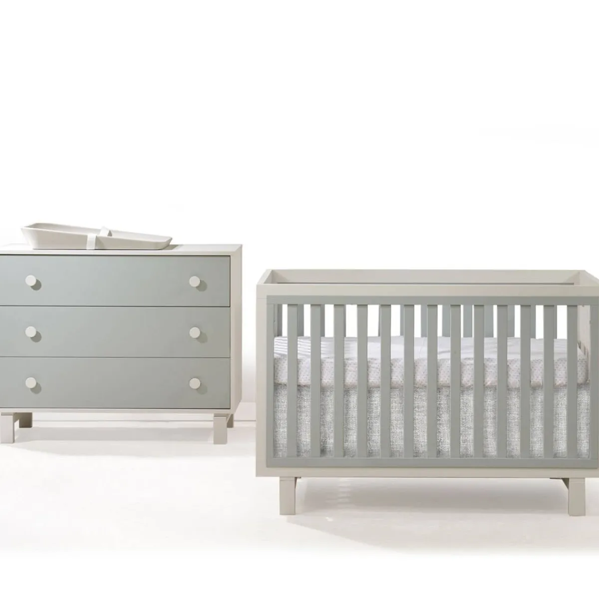 Nursery Collections|Convertible Cribs-Tulip Bjorn Classic Crib & 3 Drawer