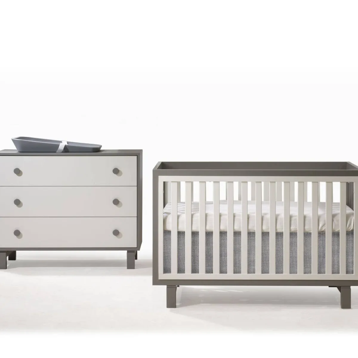 Nursery Collections|Convertible Cribs-Tulip Bjorn Classic Crib & 3 Drawer