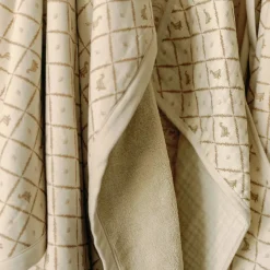 Blankets-Oilo Cuddle Plush Infant Blanket
