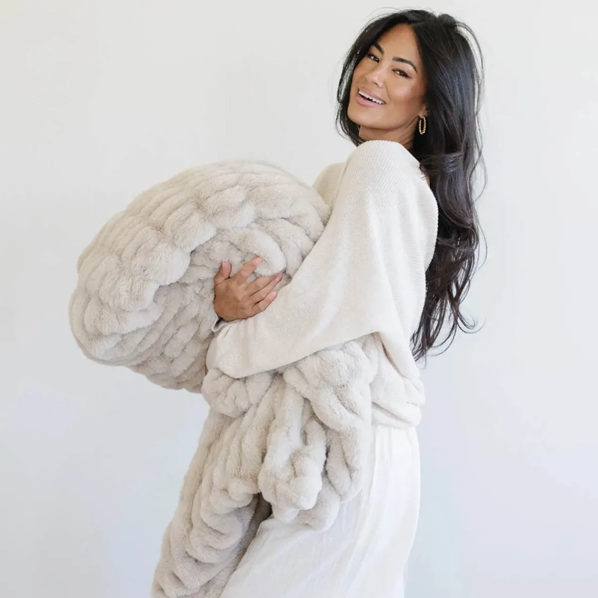 Blankets-Saranoni Double Ruched Faux Fur Throw Flax