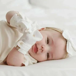 Infant Scratch Mitts-GoumiKids Goumi No-Flip Mitts