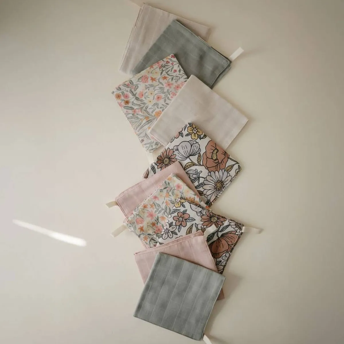 Towels + Cloths-Mushie Muslin Cotton Washcloth (5 Pack)