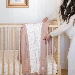 Crib Fitted Sheets-Saranoni Muslin Crib Sheet