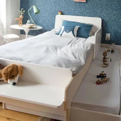 Twin Beds + Trundles-Oeuf River Trundle Bed