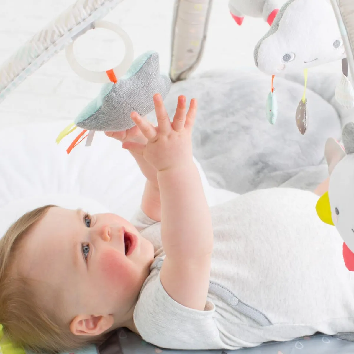 Activity Gyms-Skip Hop Silver Lining Cloud Activity Gym
