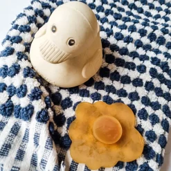 Bath Toys-Hevea Squeeze 'N' Splash Bath Toy (Rubberduck & Frog Gift Set) Sand & Sage