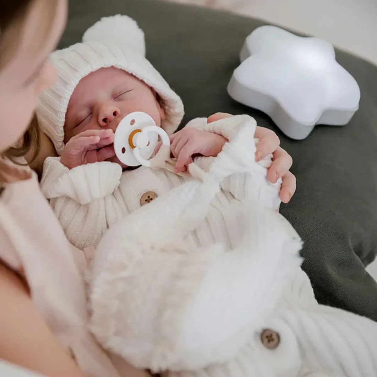 Lighting-Bbluv Stär Nightlight and Music Box